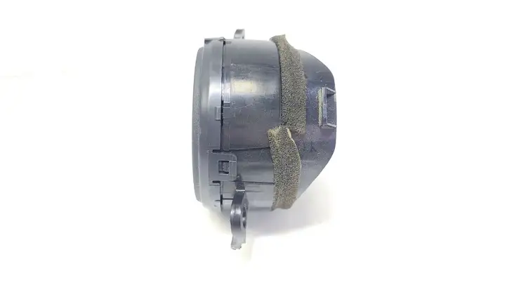 Toyota Yaris (2003 - 2005) 556500D050 Центральный воздушный дефлектор — фото 2