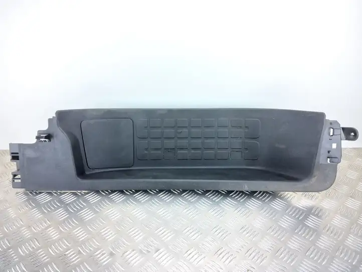 Toyota ProAce City (2016 - ) 98091633ZD Внутренняя отделка переднего порога — фото 1