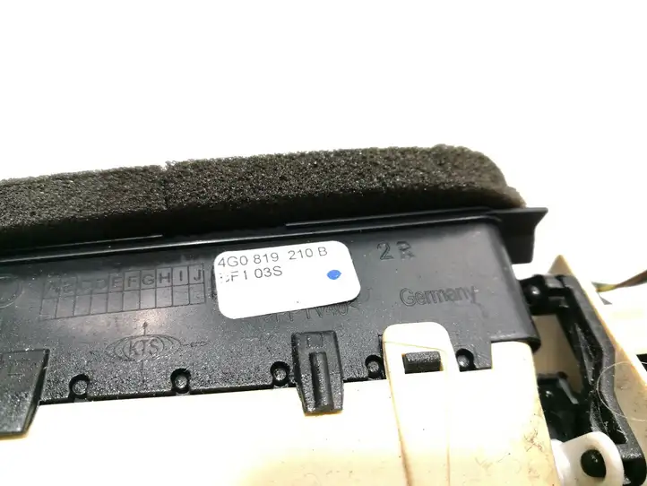 Audi A8 S8 D4 4H (2010 - 2014) 4G0819210B Боковой воздушный дефлектор — фото 2