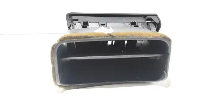 Toyota Corolla E120 E130 (2004 - 2007) Боковой воздушный дефлектор — фото 2