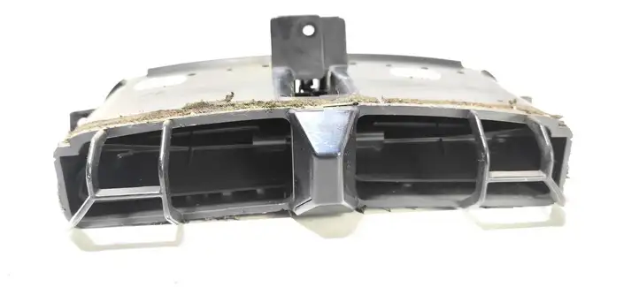 Nissan (2000 - 2006) Центральный воздушный дефлектор — фото 3