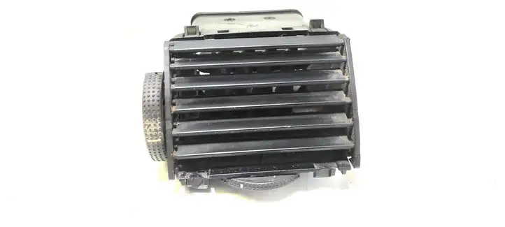 Seat Cordoba (6K) (1999 - 2002) 6K0819703B Боковой воздушный дефлектор — фото 1