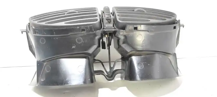 Citroen C5 (2004 - 2008) 963261727A Центральный воздушный дефлектор — фото 5