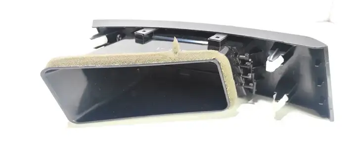 Mitsubishi Outlander (2007 - 2012) 8030A013 Центральный воздушный дефлектор — фото 4
