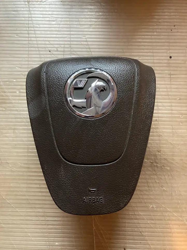 Opel Meriva B (2010 - 2014) 13300476 Подушка безопасности руля — фото 1