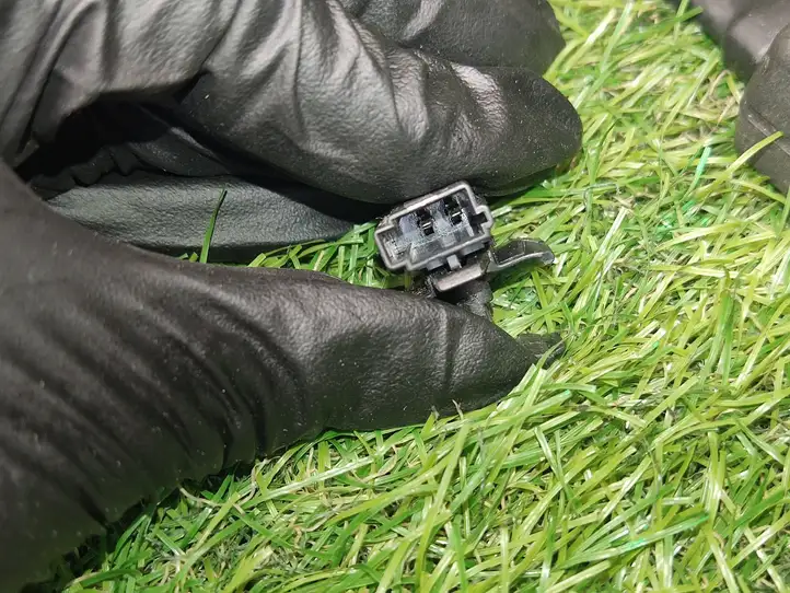 Chevrolet Cruze II (2016 - )  39016994 Замок переднего ремня