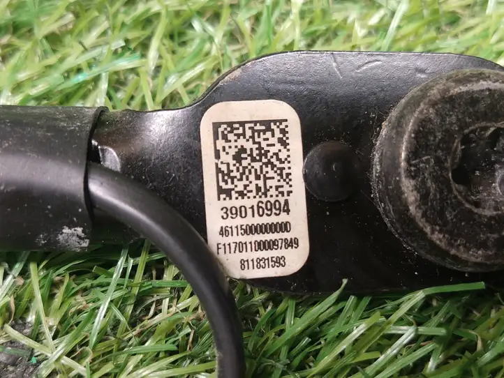 Chevrolet Cruze II (2016 - )  39016994 Замок переднего ремня