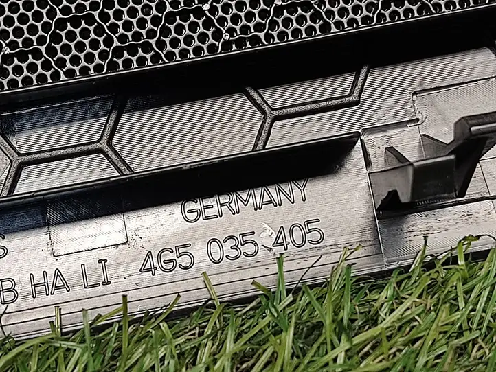 Audi A6 C7 (2011 - 2014) 4G5035405 Решетка динамика задней полки — фото 3