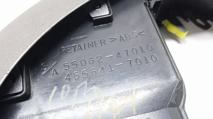Toyota Prius (XW20) (2003 - 2009) 4556417010 Боковой воздушный дефлектор — фото 2