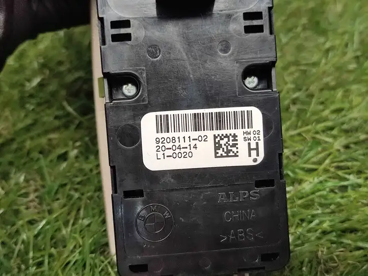BMW 3 F30 F35 F31 (2012 - 2018) 9208111 Блок кнопок стеклоподъемников — фото 3