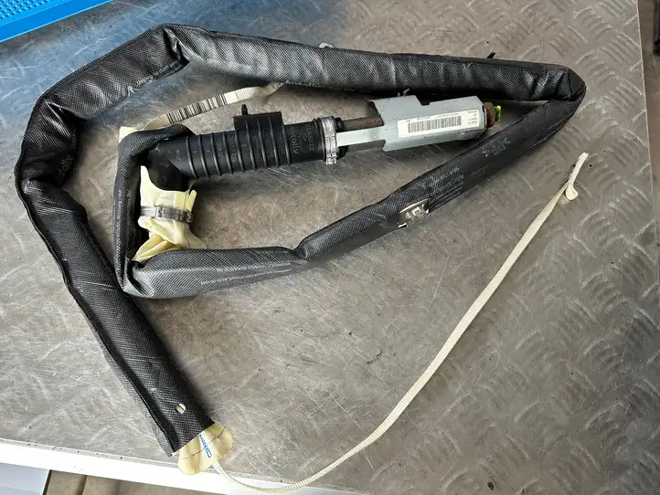Nissan Qashqai (2010 - 2013) 985P0JD00B Боковая подушка безопасности шторка — фото 1
