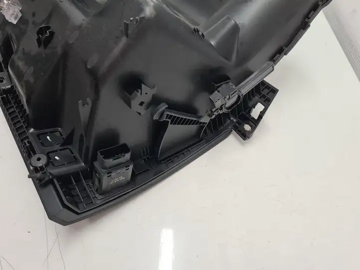 Skoda Fabia Mk3 (NJ) (2015 - 2021) 6V1857097 Вещевой ящик — фото 4
