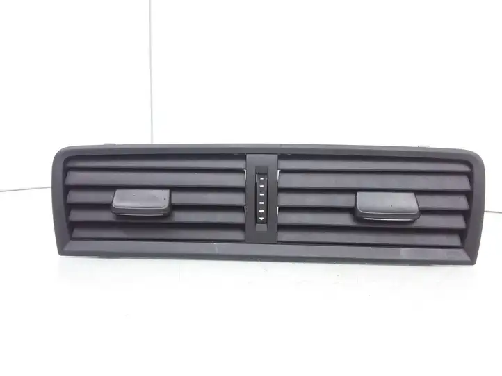 Skoda Fabia Mk3 (NJ) (2015 - 2021) 6V0820951C Центральный воздушный дефлектор — фото 2