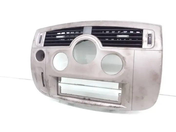 Renault Scenic II - Grand scenic II (2003 - 2006) 8200140713 Центральный воздушный дефлектор — фото 1