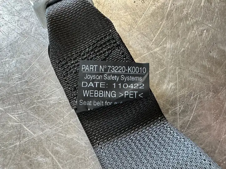 Toyota Yaris Cross (2020 - ) 73220K0010 Передний ремень безопасности — фото 4