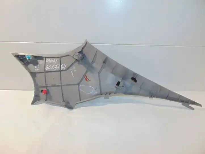 Toyota Camry (2017 - 2020)  6248033210B1 Отделка стойки (C)