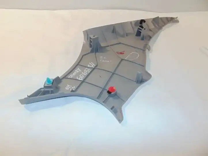 Toyota Camry (2017 - 2020)  6248033210B1 Отделка стойки (C)