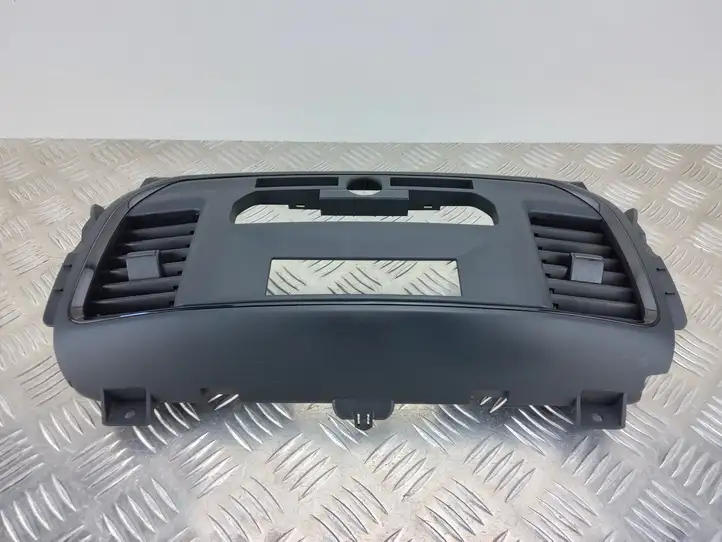 Toyota ProAce City (2016 - ) 227275011 Центральный воздушный дефлектор — фото 3