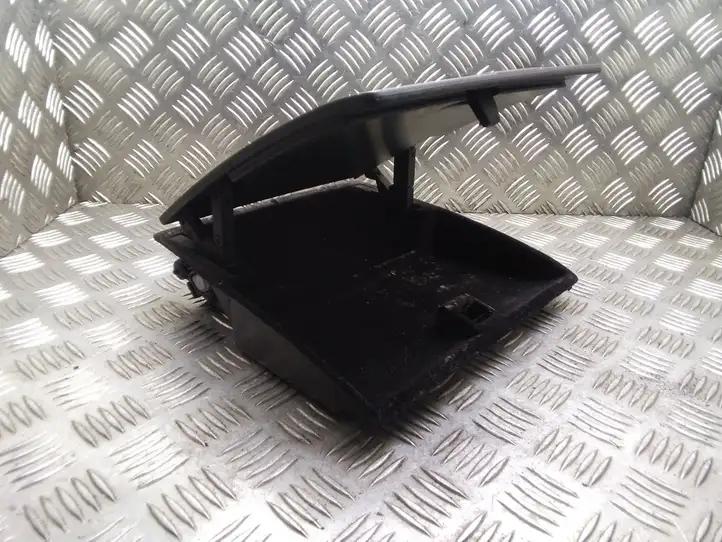 Seat Alhambra (2000 - 2010)  7M3857919 Ящик для вещей