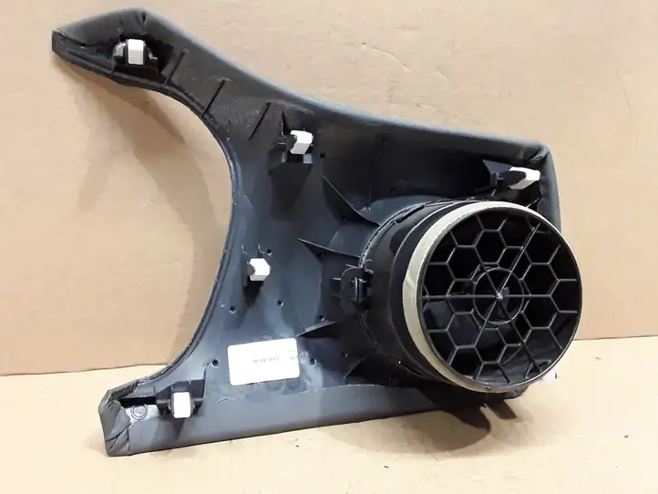 Toyota Yaris (2014 - 2019) 554040D070 Боковой воздушный дефлектор — фото 2