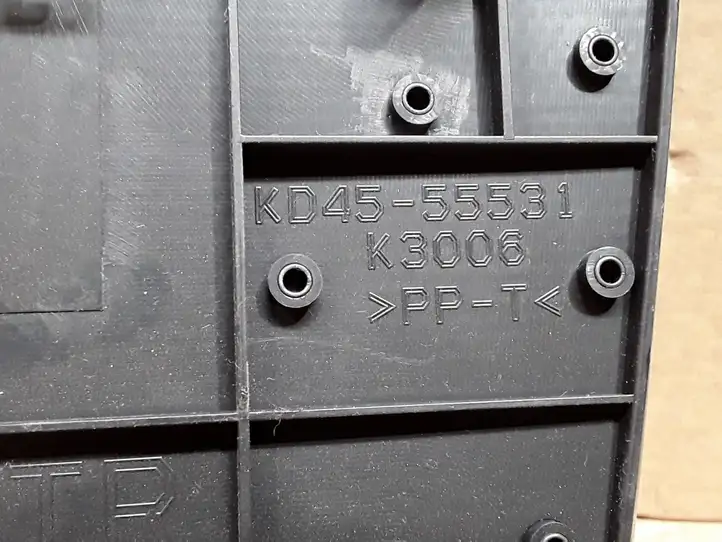 (2012 - 2015) KD4555531 Накладка центрального динамика — фото 3