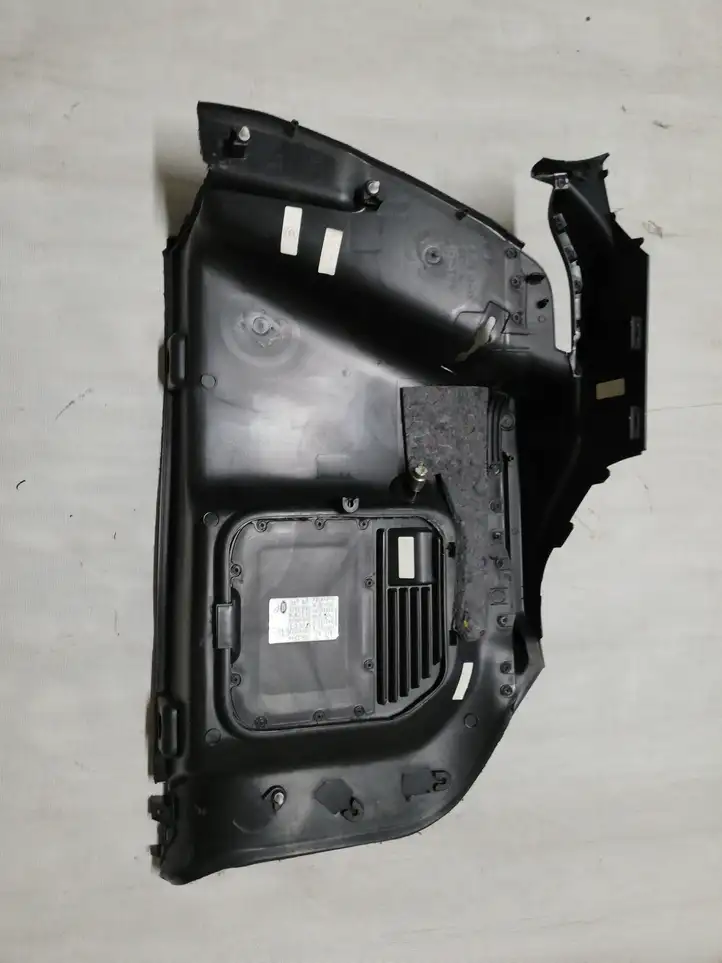 Land Rover Range Rover Evoque L538 (2015 - 2018) BJ3245431ETTMA Боковая обшивка багажника — фото 5