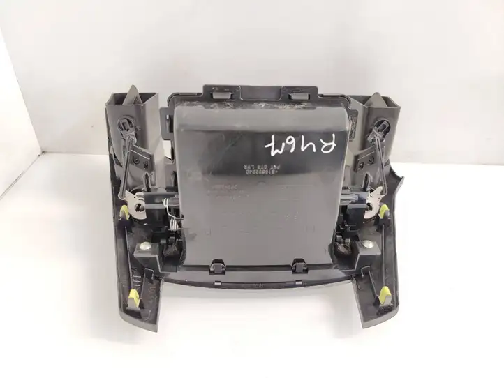 Subaru Outback (2009 - 2014) 66120AJ030 Вещевой ящик — фото 6
