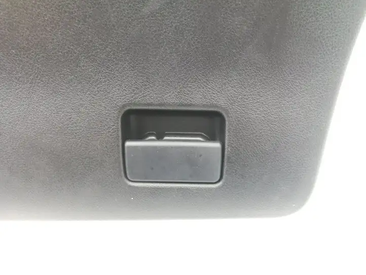 Toyota Yaris (2014 - 2019) 555500D150 Вещевой ящик — фото 2