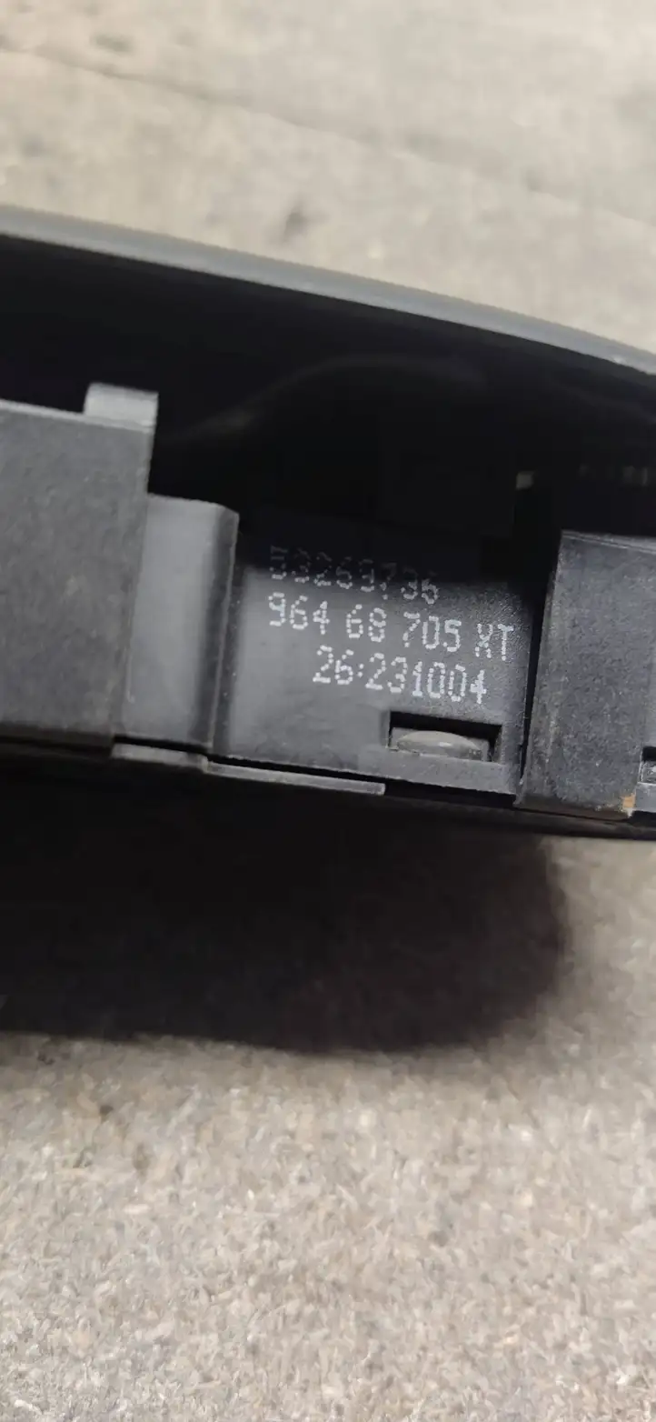Peugeot 407 (2004 - 2011) 53269706 Кнопка стеклоподъемников — фото 3