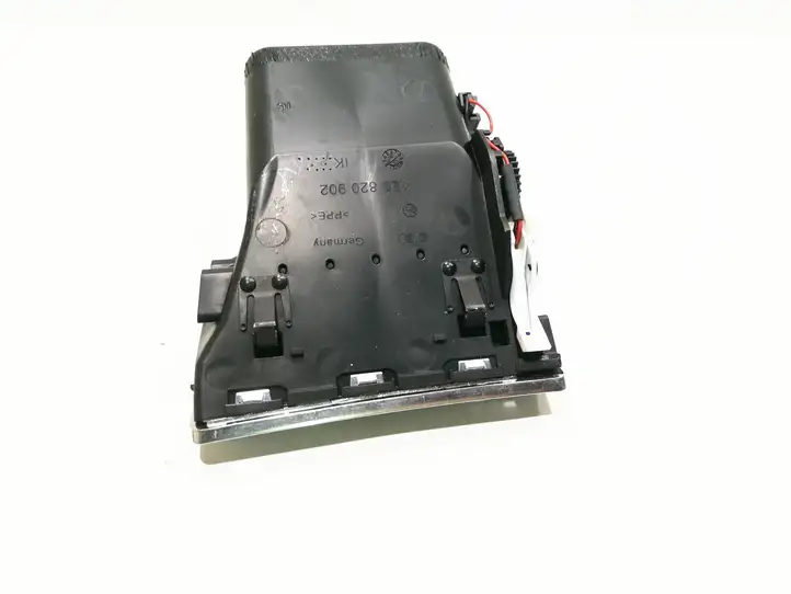 Audi A8 (2002 - 2005)  4E0820902 Боковая воздушный дефлектор