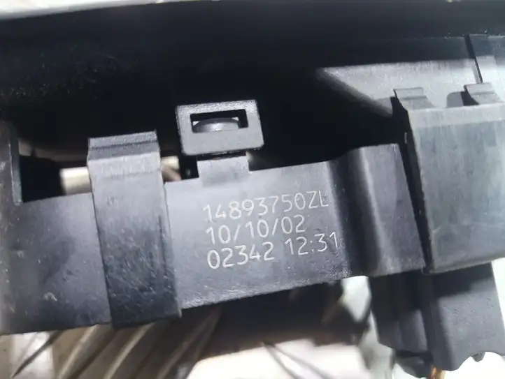 Peugeot 807 (2002 - 2011) 14893750ZL Блок кнопок стеклоподъемников — фото 4