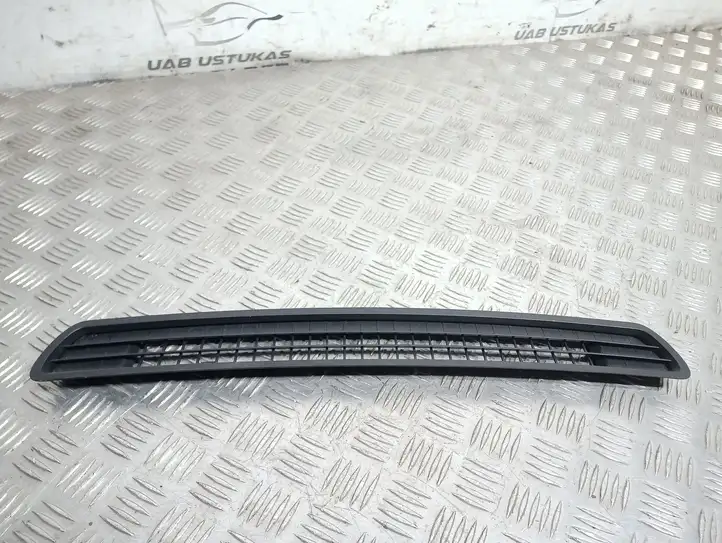Nissan Qashqai (2006 - 2010) 68745JD000 Воздушная решетка панели — фото 2