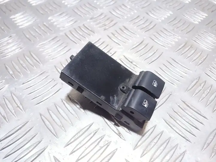 Opel Astra J (2009 - 2012) 13305978 Кнопка стеклоподъемников — фото 1