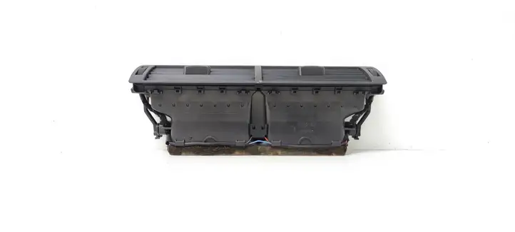 Audi A4 S4 B6 8E 8H (2000 - 2006) 438201 Центральный воздушный дефлектор — фото 4