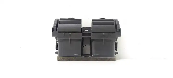 Opel Astra G (1998 - 2004) 90560344 Центральный воздушный дефлектор — фото 3