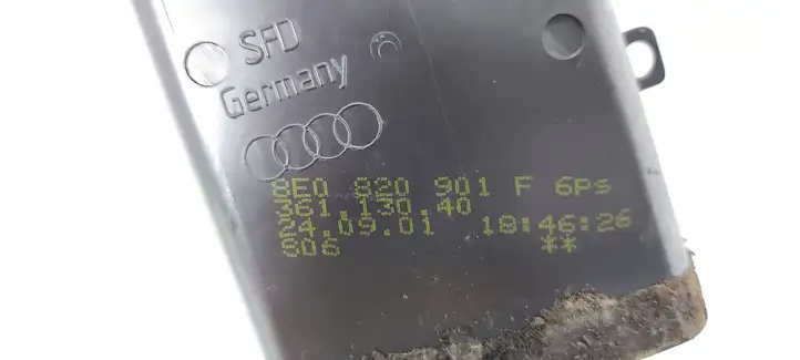 Audi A4 S4 B6 8E 8H (2000 - 2006) 8E0820901F Центральный воздушный дефлектор — фото 5