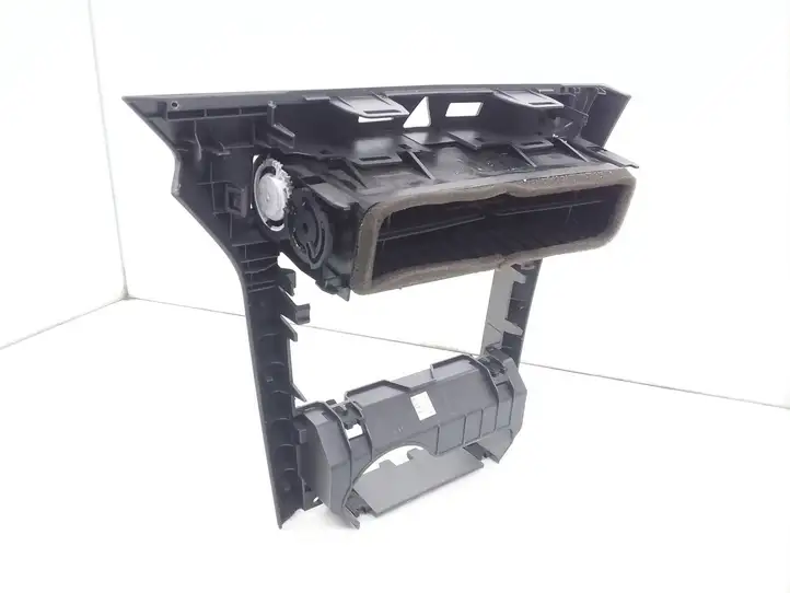 Opel Astra H (2004 - 2009) 24465731 Центральный воздушный дефлектор — фото 2