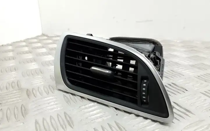 Audi A6 C7 (2011 - 2014) 4G2820901 Боковой воздушный дефлектор — фото 1