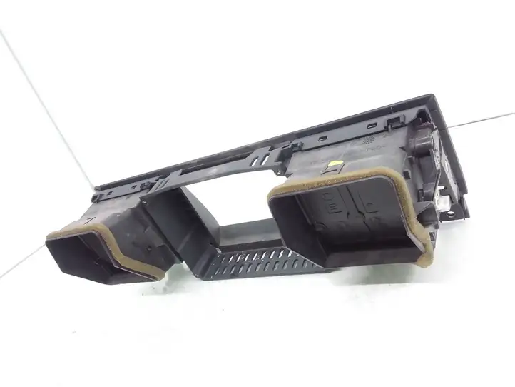 Opel Vectra C (2002 - 2005) 09177133 Центральный воздушный дефлектор — фото 2