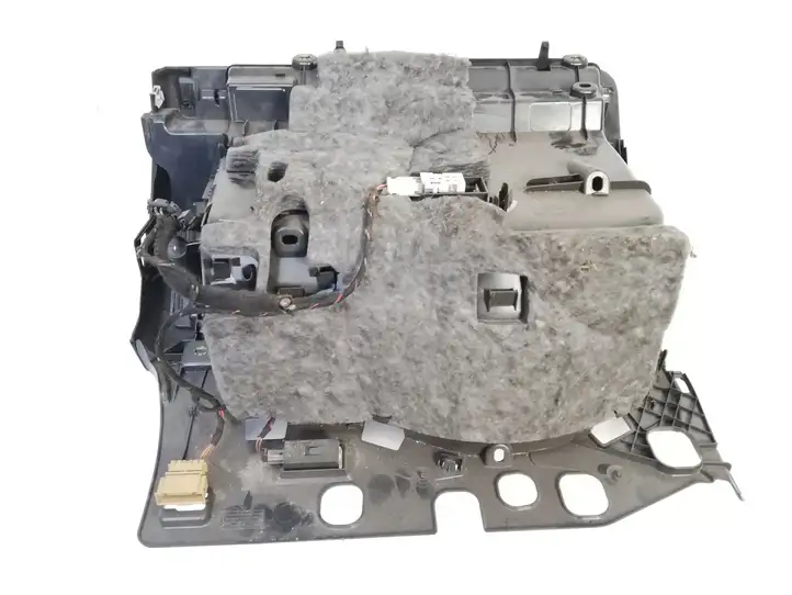 Audi A4 S4 B8 8K (2007 - 2011) 8K1857035 Вещевой ящик — фото 2