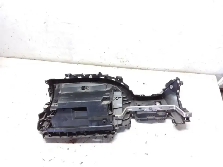 Subaru Forester SH (2008 - 2013) 66055FG030 Вещевой ящик — фото 2