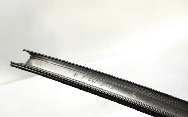 BMW 5 F10 F11 (2009 - 2016) 057213 Прочая отделка задней двери — фото 2