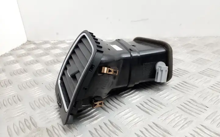 Volkswagen Sharan (2010 - 2015) 7N0819704D Боковой воздушный дефлектор — фото 4