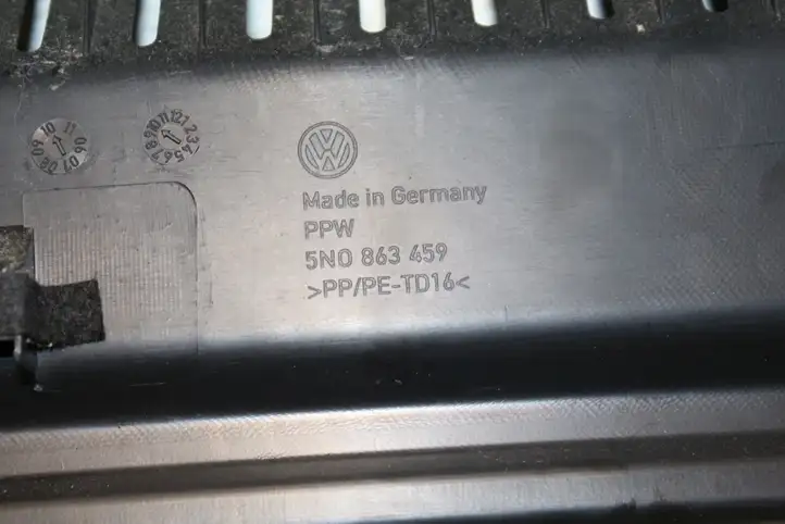 Volkswagen Tiguan (2007 - 2011) 5N0863459 Отделка порога багажника — фото 5