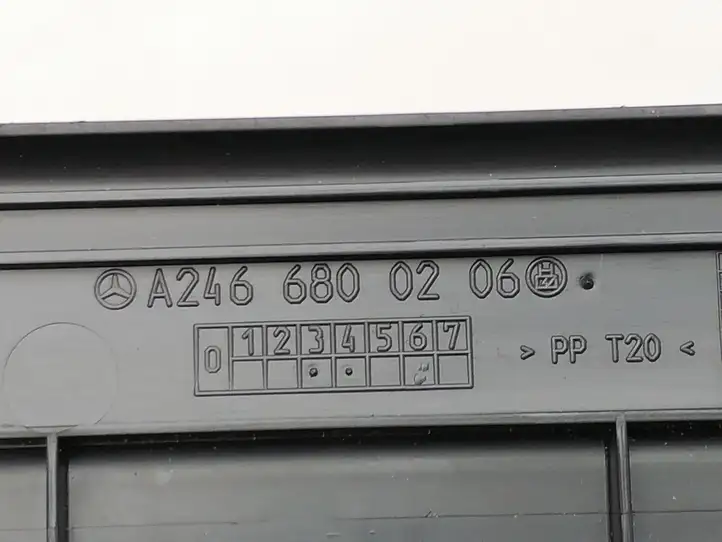 Mercedes-Benz CLA C117,X117,W117 (2013 - 2019) A2466800206 Внутренняя отделка переднего порога — фото 2