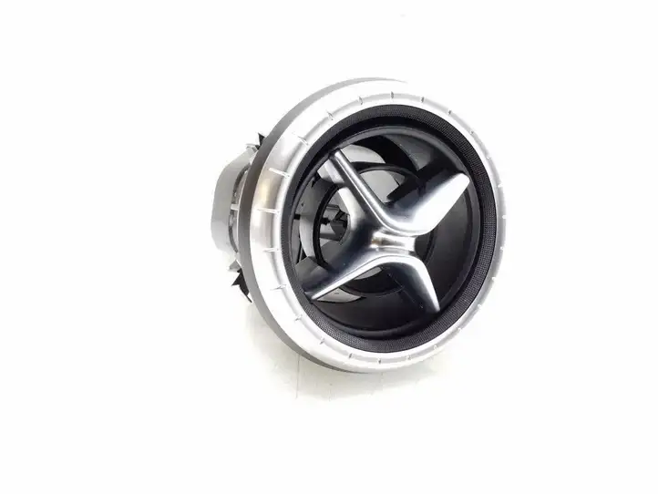 Mercedes-Benz CLA C117,X117,W117 (2013 - 2019) A1178300354 Центральный воздушный дефлектор — фото 1