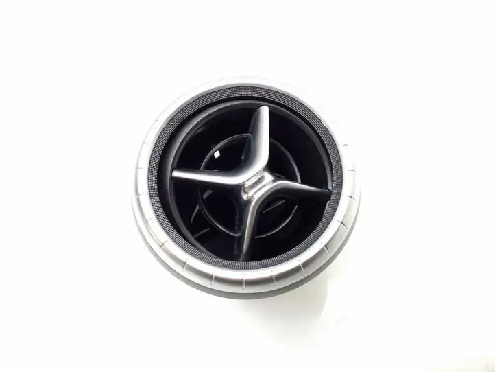 Mercedes-Benz CLA C117,X117,W117 (2013 - 2019) A1178300354 Центральный воздушный дефлектор — фото 4