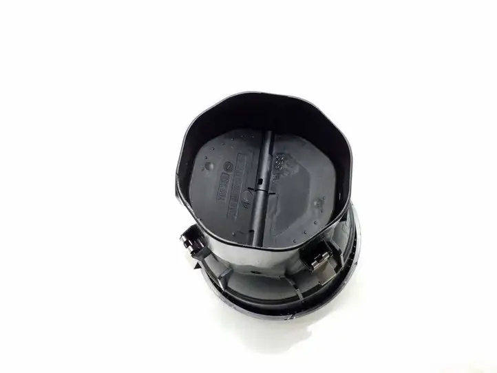 Mercedes-Benz CLA C117,X117,W117 (2013 - 2019) A1178300354 Центральный воздушный дефлектор — фото 3