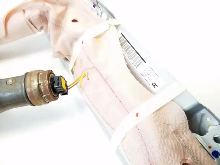 Mitsubishi ASX (2010 - 2016)  7030A240 Боковая подушка безопастности( (крыша)