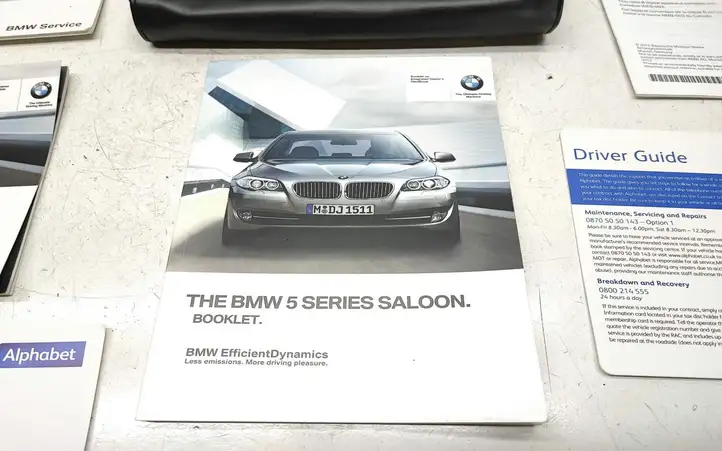 BMW 5 F10 F11 (2009 - 2016) Сервисная книжка — фото 1